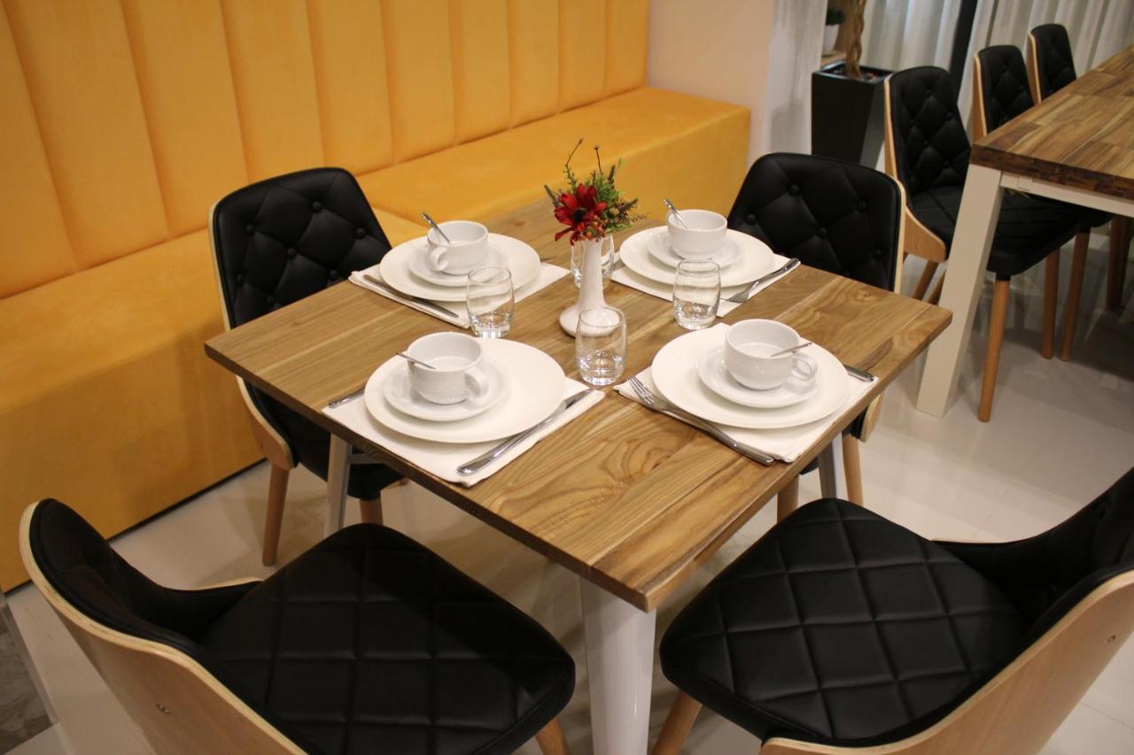 Park Hotel Tirana Yzberish Ngoại thất bức ảnh