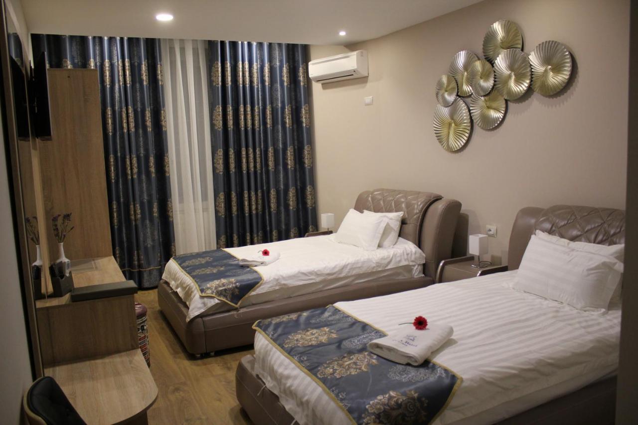 Park Hotel Tirana Yzberish Ngoại thất bức ảnh