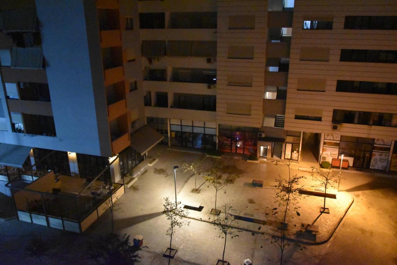 Park Hotel Tirana Yzberish Ngoại thất bức ảnh