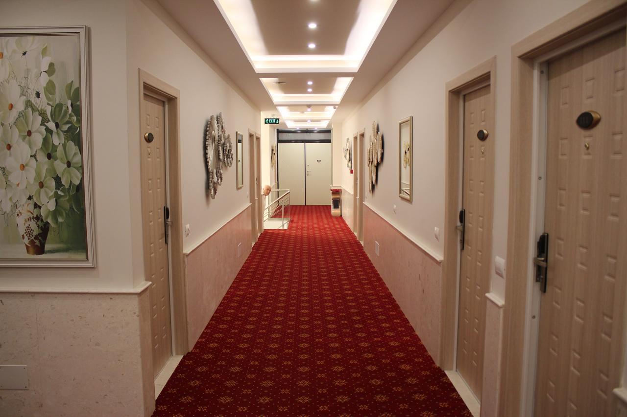 Park Hotel Tirana Yzberish Ngoại thất bức ảnh