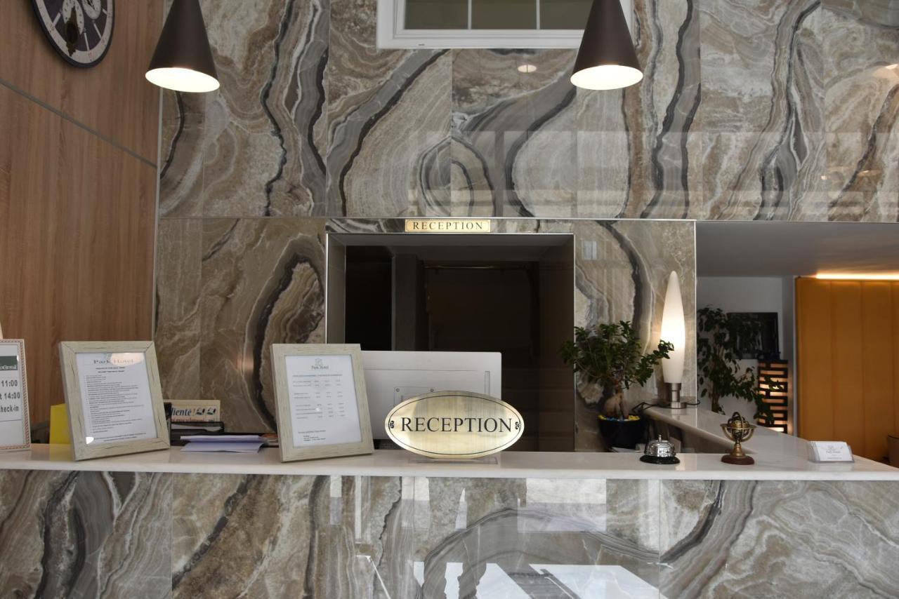 Park Hotel Tirana Yzberish Ngoại thất bức ảnh